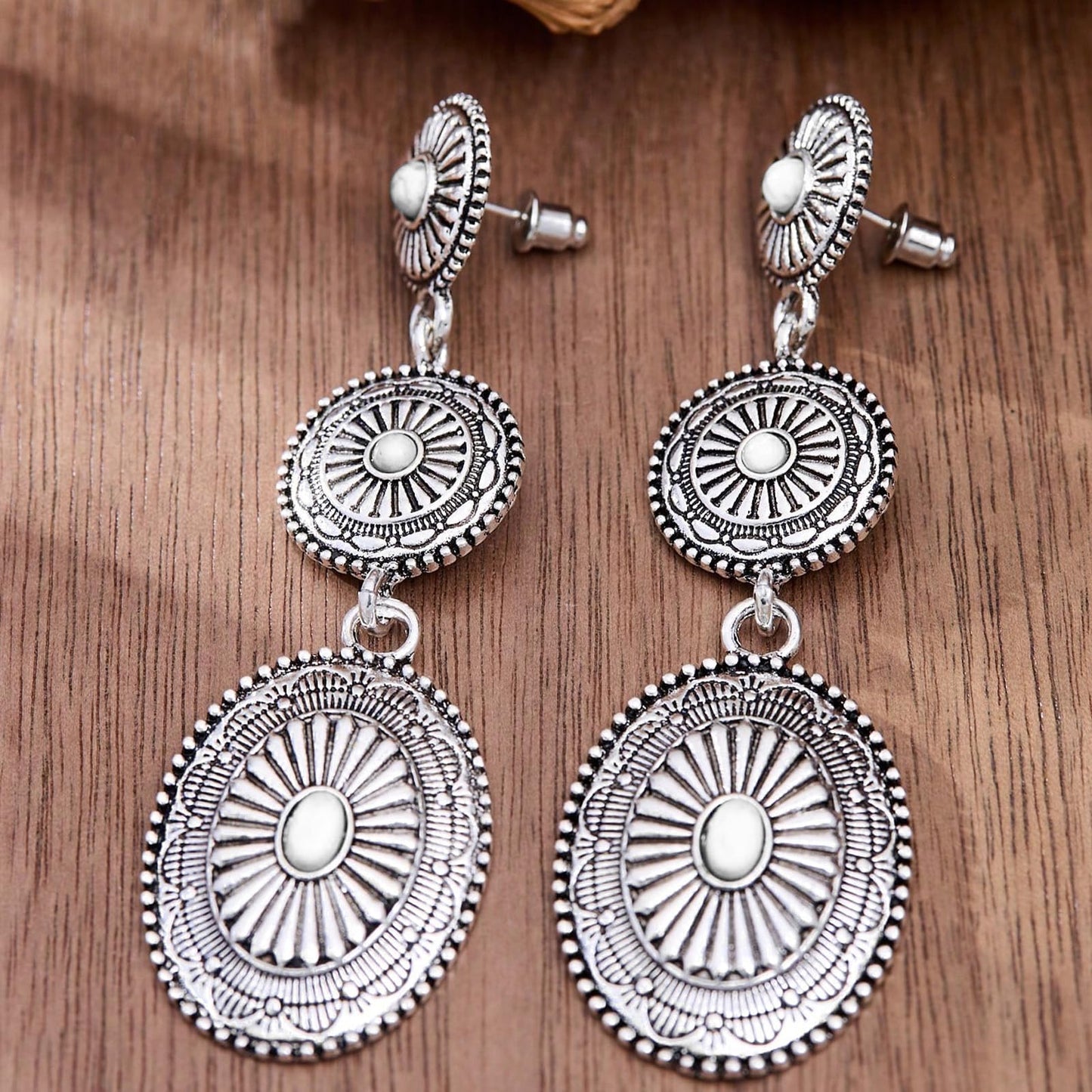 Vintage Concho White Turquoise Earring
