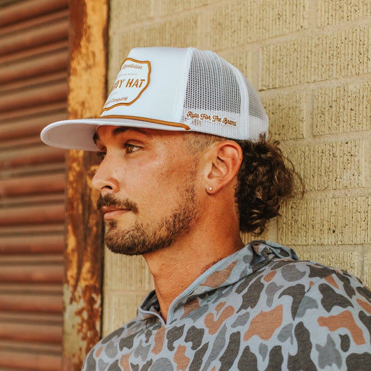 “Cowboy Hat” Patch Rope Trucker Hat - White