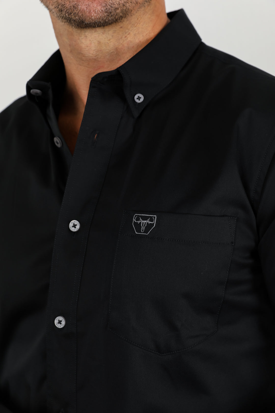 Single Pocket Logo Modern Fit Stretch Dress Shirt - Black