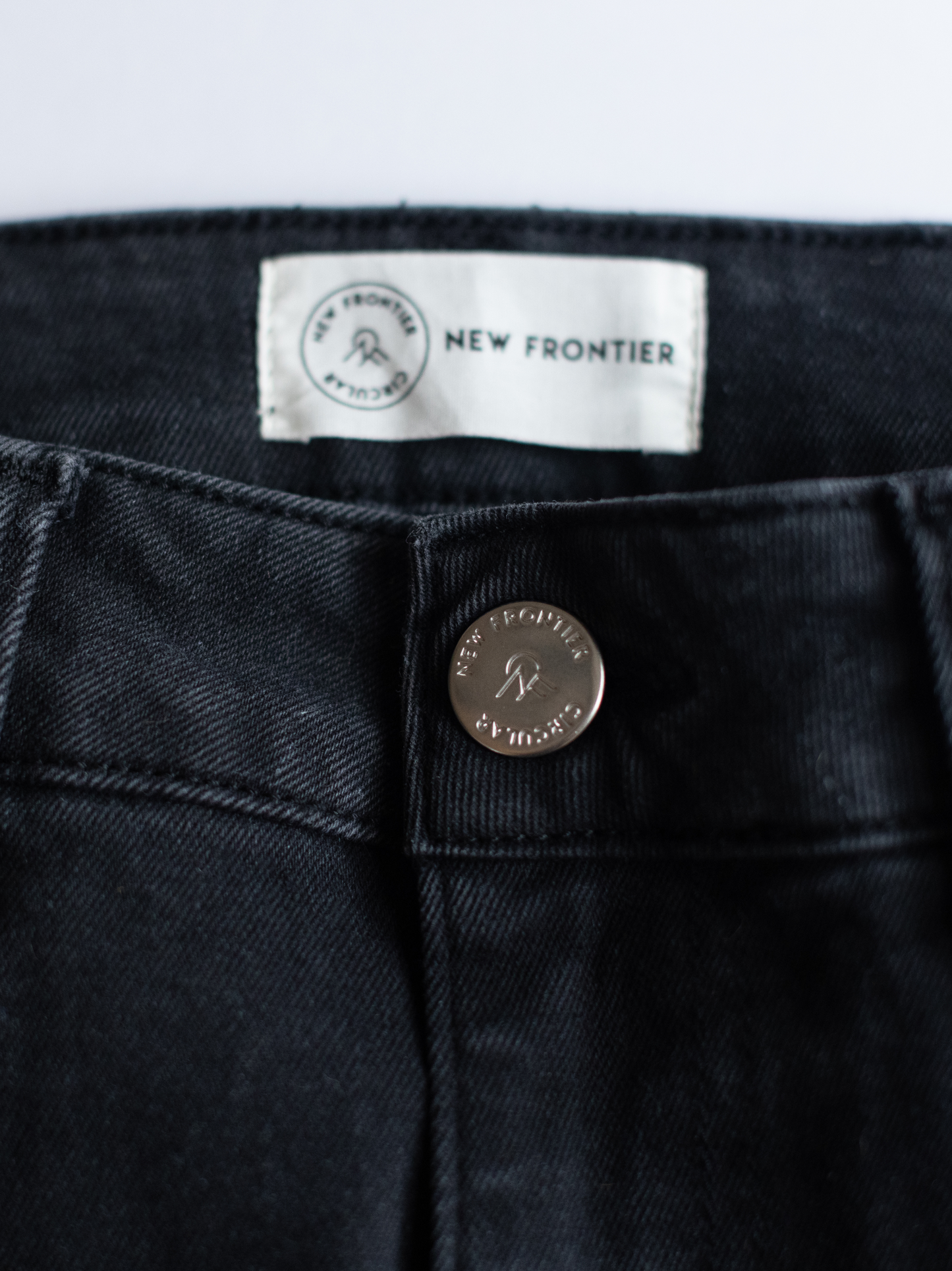 Recycled Denim Stretch Jean - Stone Black