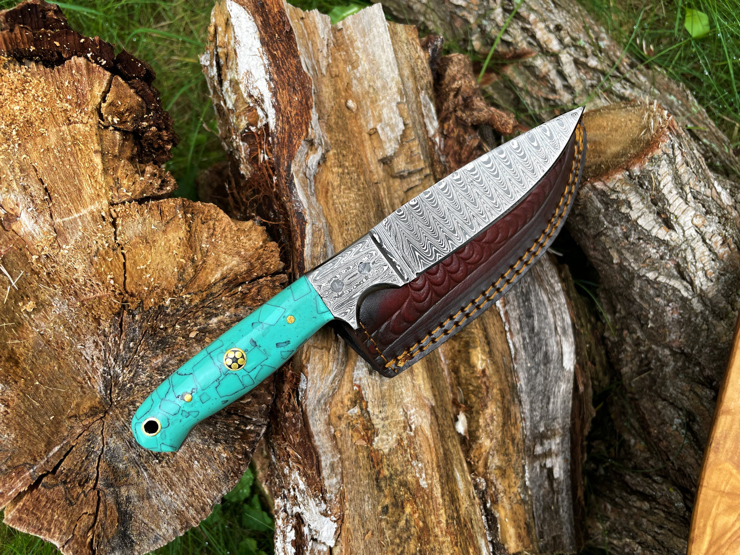 Custom Forged Damascus Steel Hunting Knife with Acrylic Scales TK-016