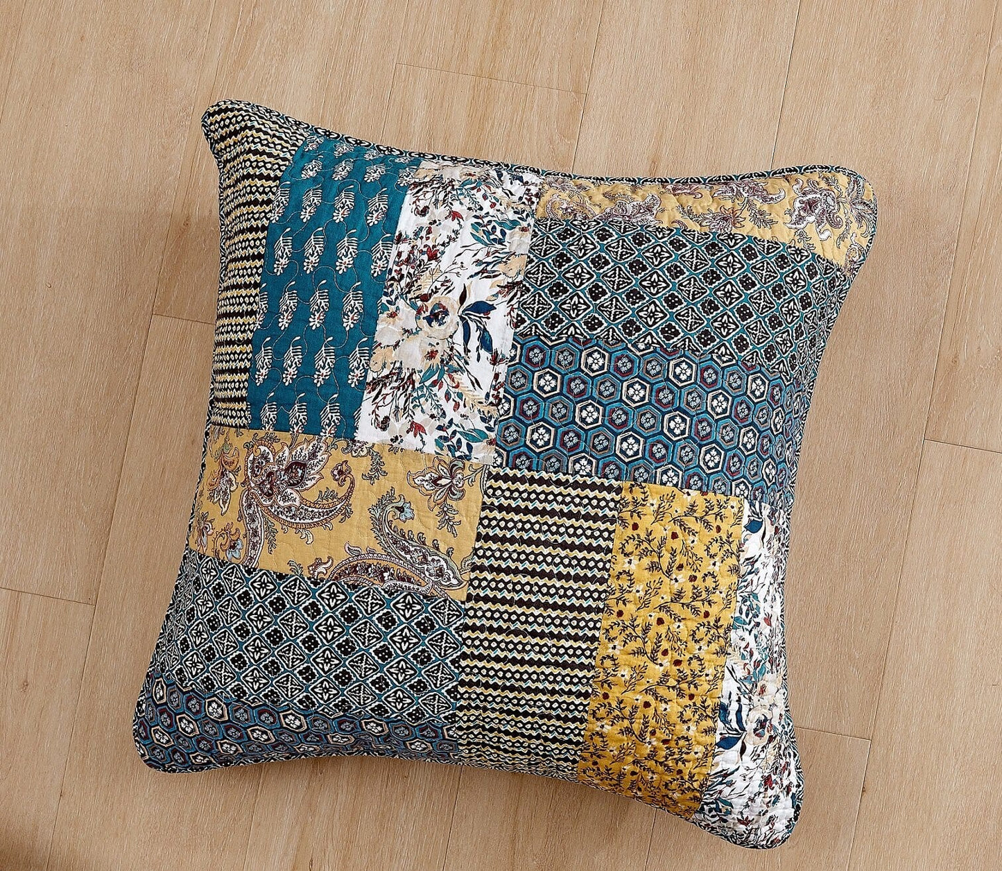 Bedding Honey Cove Pillow Cover, 26" x 26"