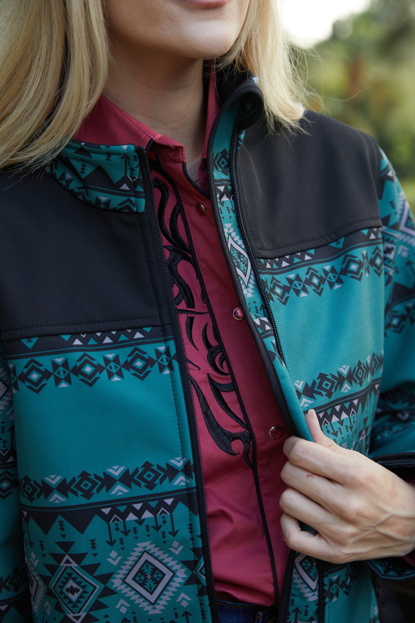 Ladies Softshell Water-Resistant Teal Western Wear Jacket