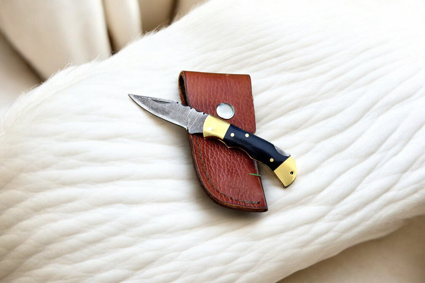 Custom Handmade Damascus Pocket Knife with Buffalo Horn
