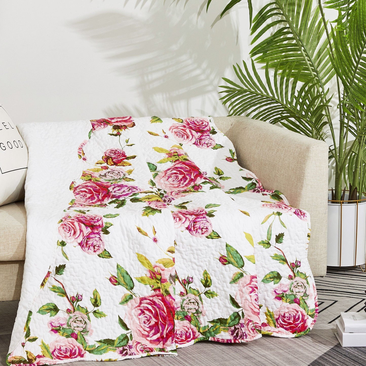 Romantic Roses Floral Throw Blanket - Lovely Spring Pink & White Scalloped Edges