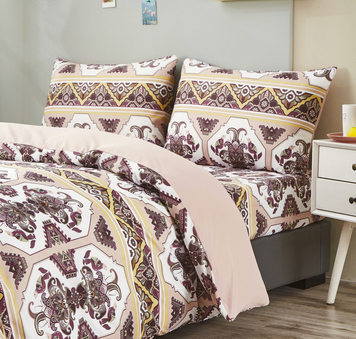 Kilim Duvet Cover - w/ Pillow Intricate Ornament Print