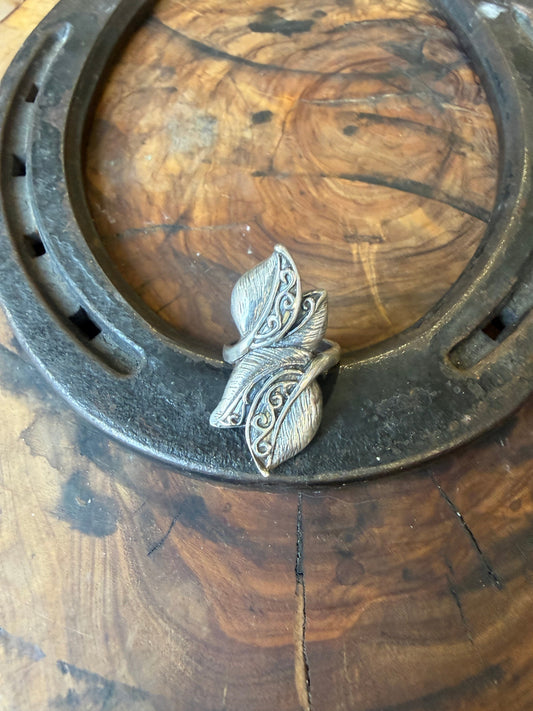Vintage sterling silver floral leaf ring, size 7, from Bootleg Silver Co