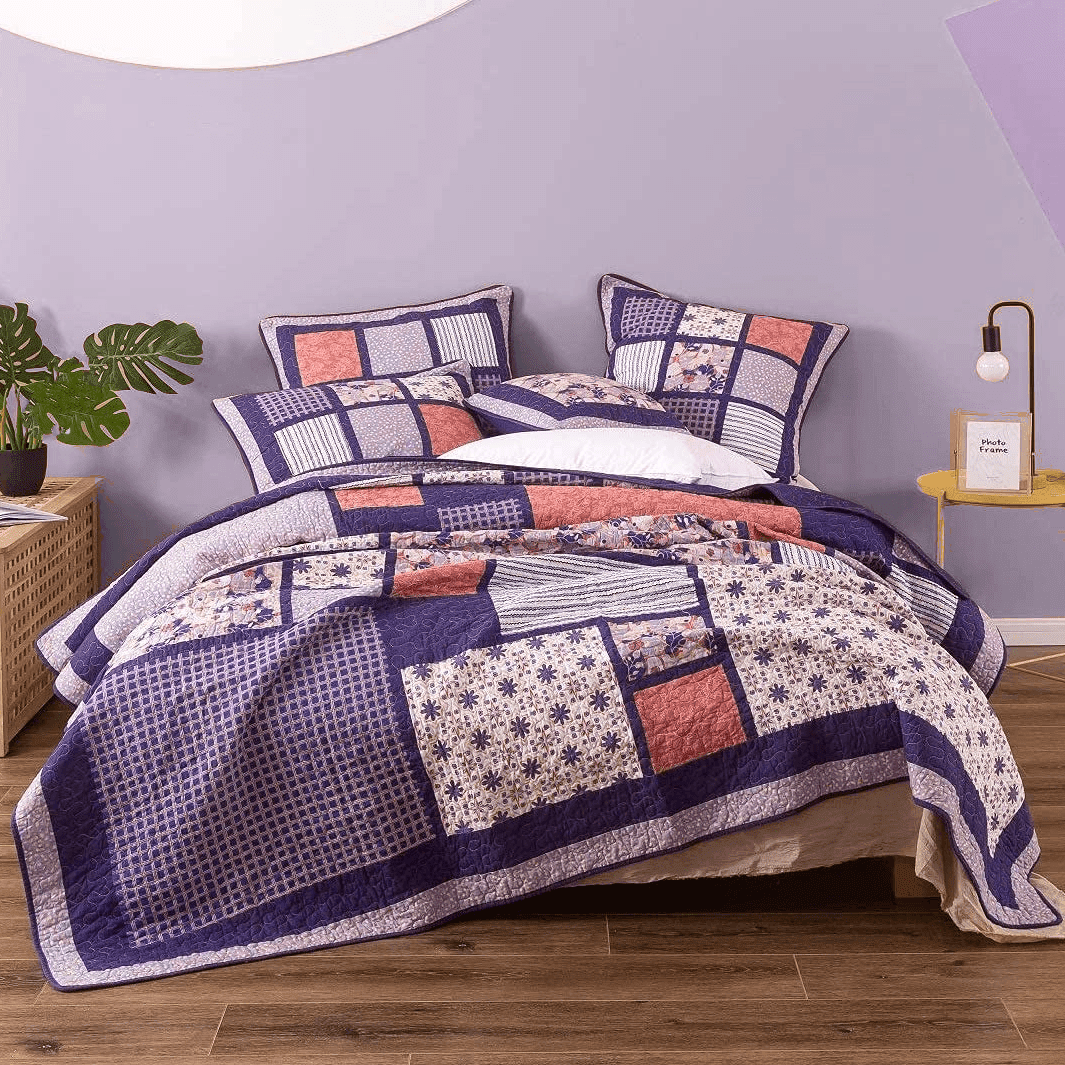 Ranch Style Patchwork Quilted Bedspread Set