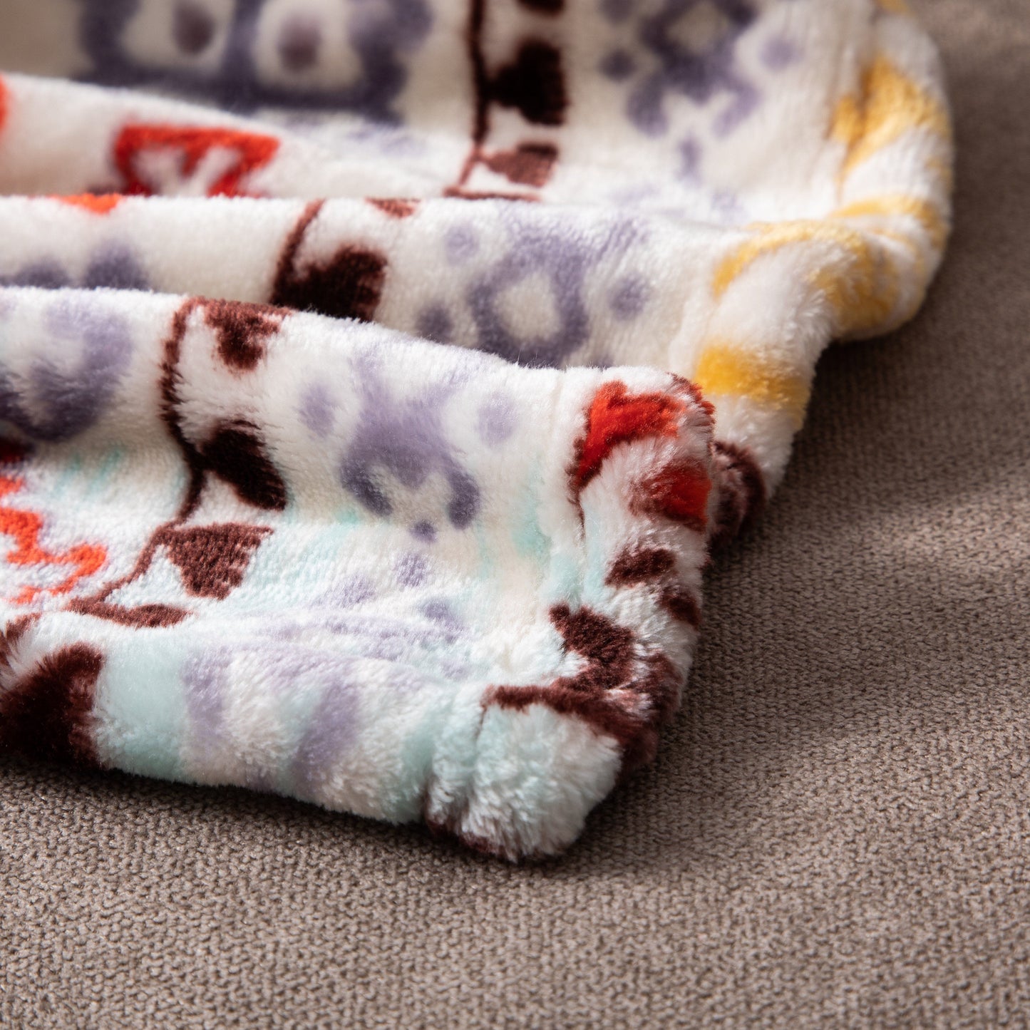 Southwestern Havana Geometric Soft Plush Fleece Flannel Throw Blanket