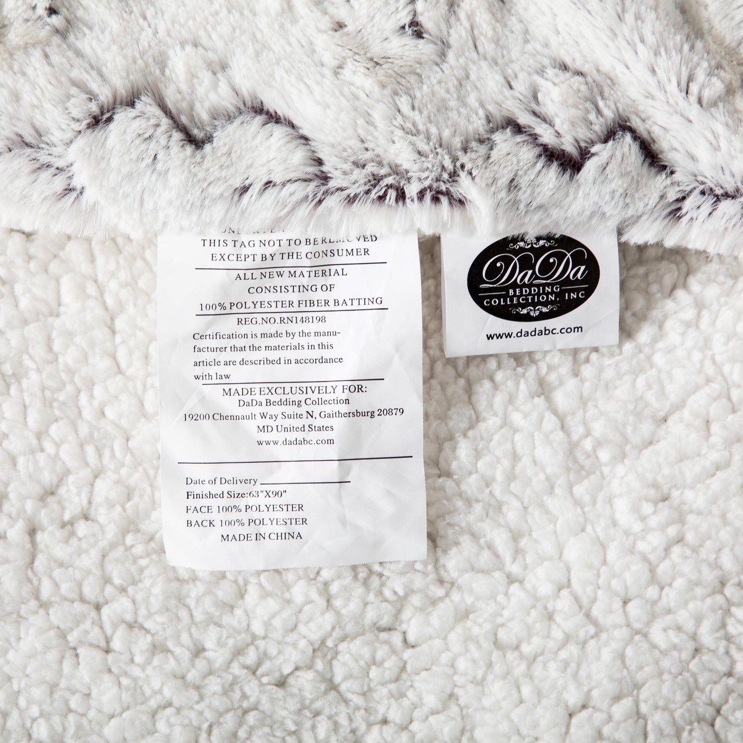 Luxury Dreamy Milky White & Purple Sherpa Backside Faux Fur Throw Blanket