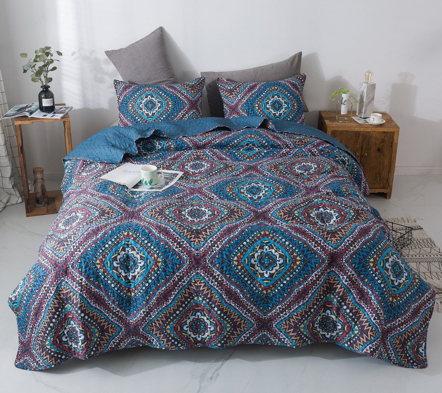 Farmhouse Bohemian Native Rustic Navy Blue Geometric Diamond Shapes Bedspread Set