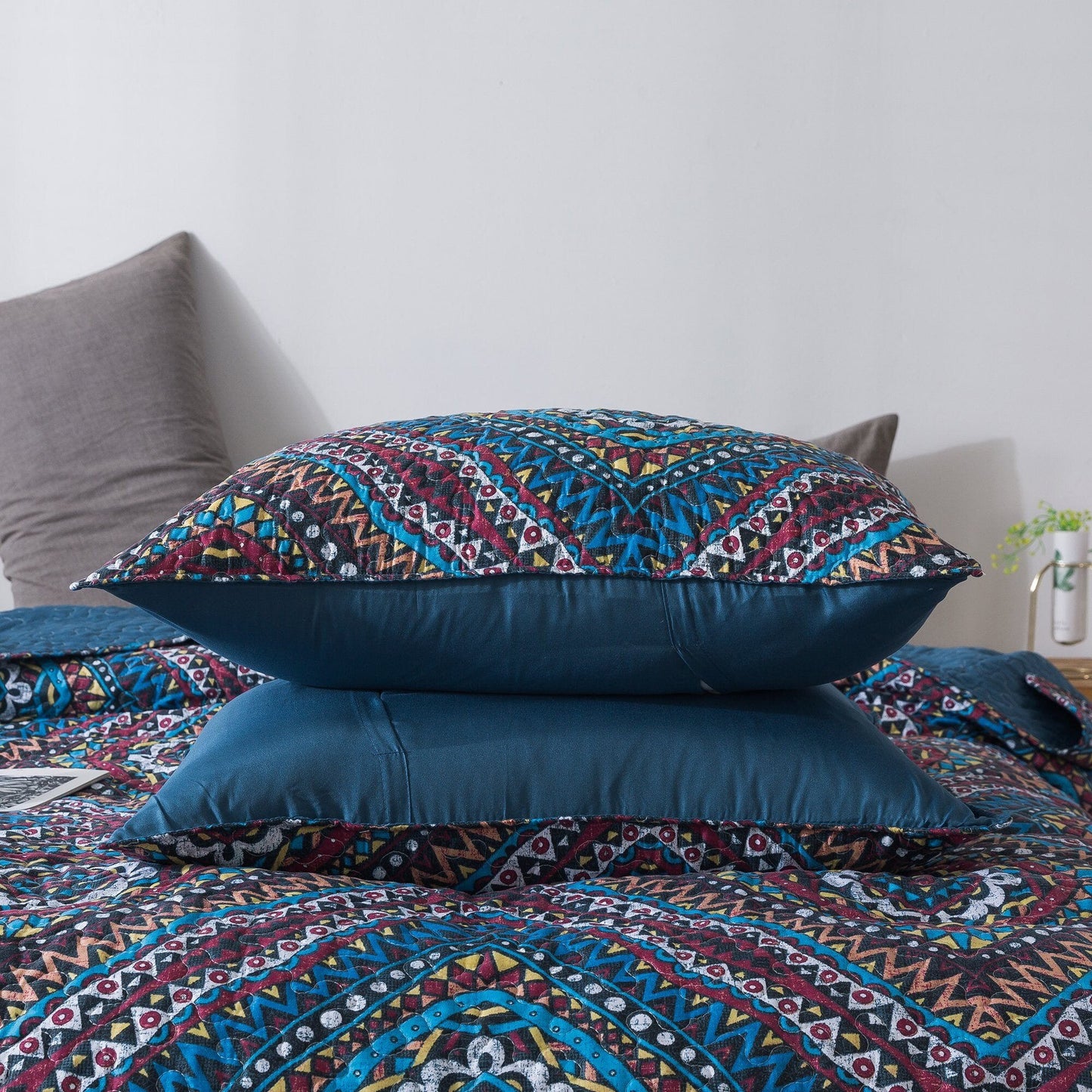 Farmhouse Bohemian Native Rustic Navy Blue Geometric Diamond Shapes Bedspread Set