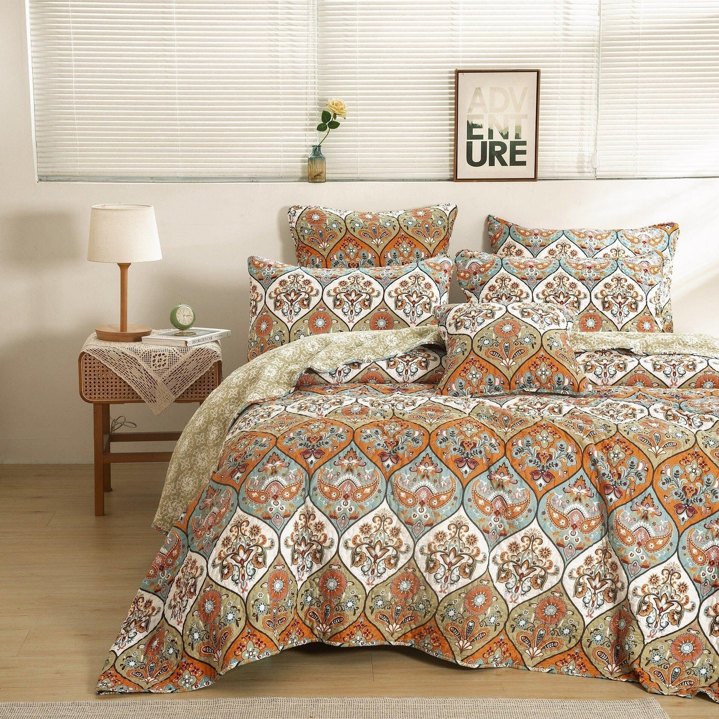 Garden Coral Paisley Quilted Bedspread Set