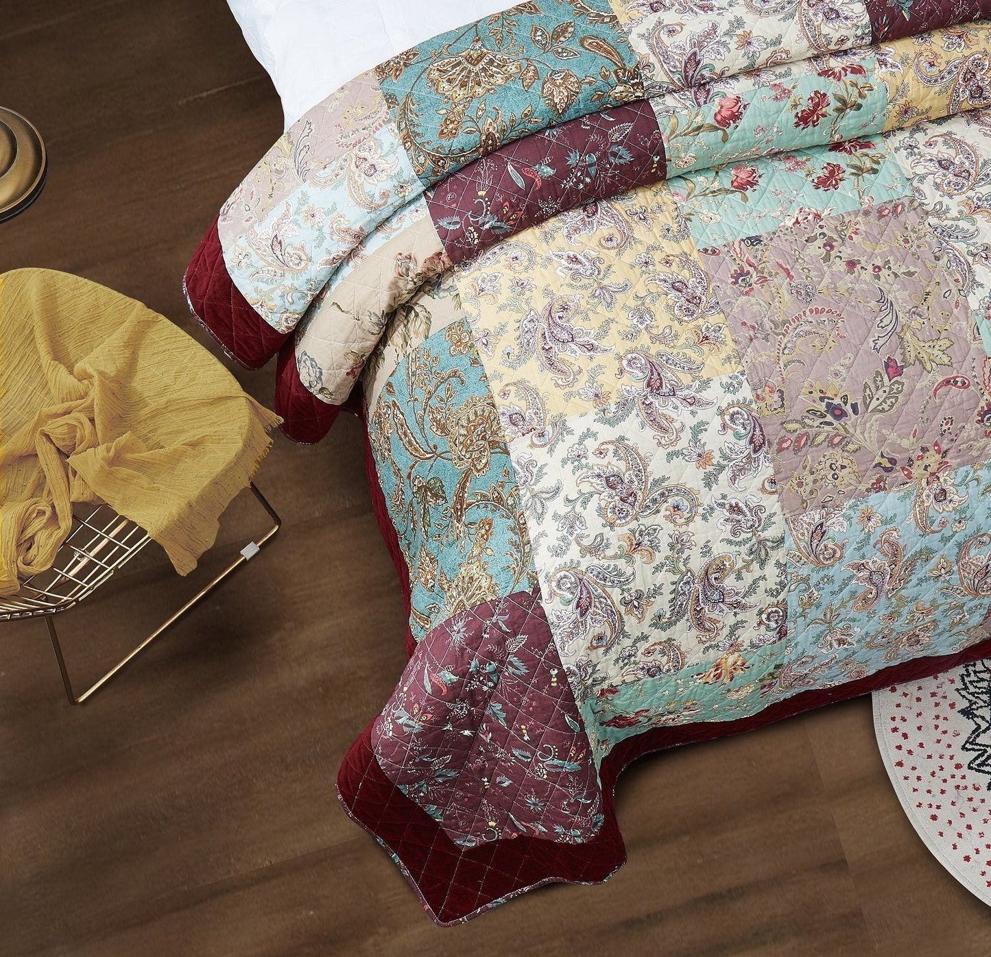 Country Cabin Cotton Breadspread + Shams