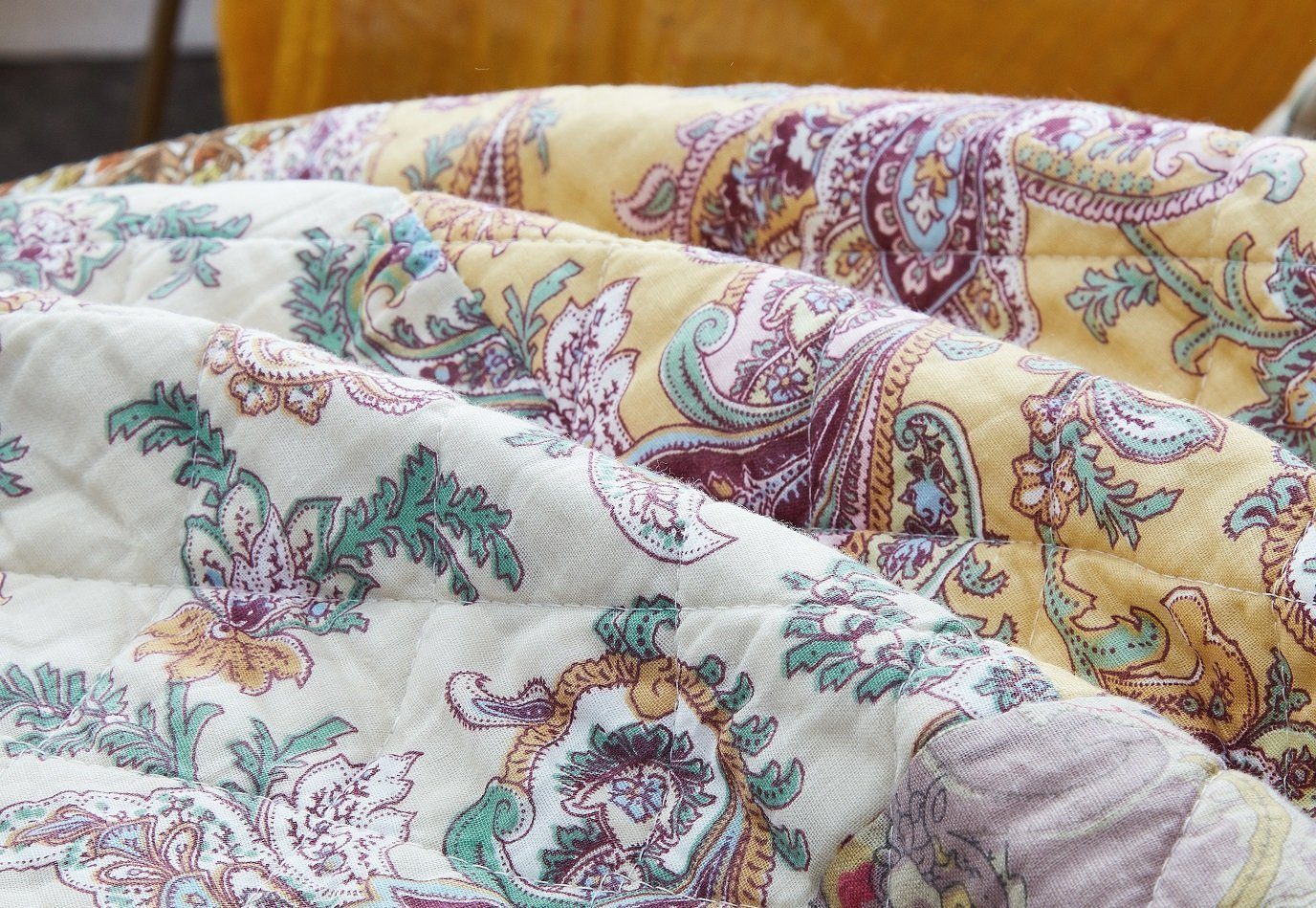Country Cabin Cotton Breadspread + Shams