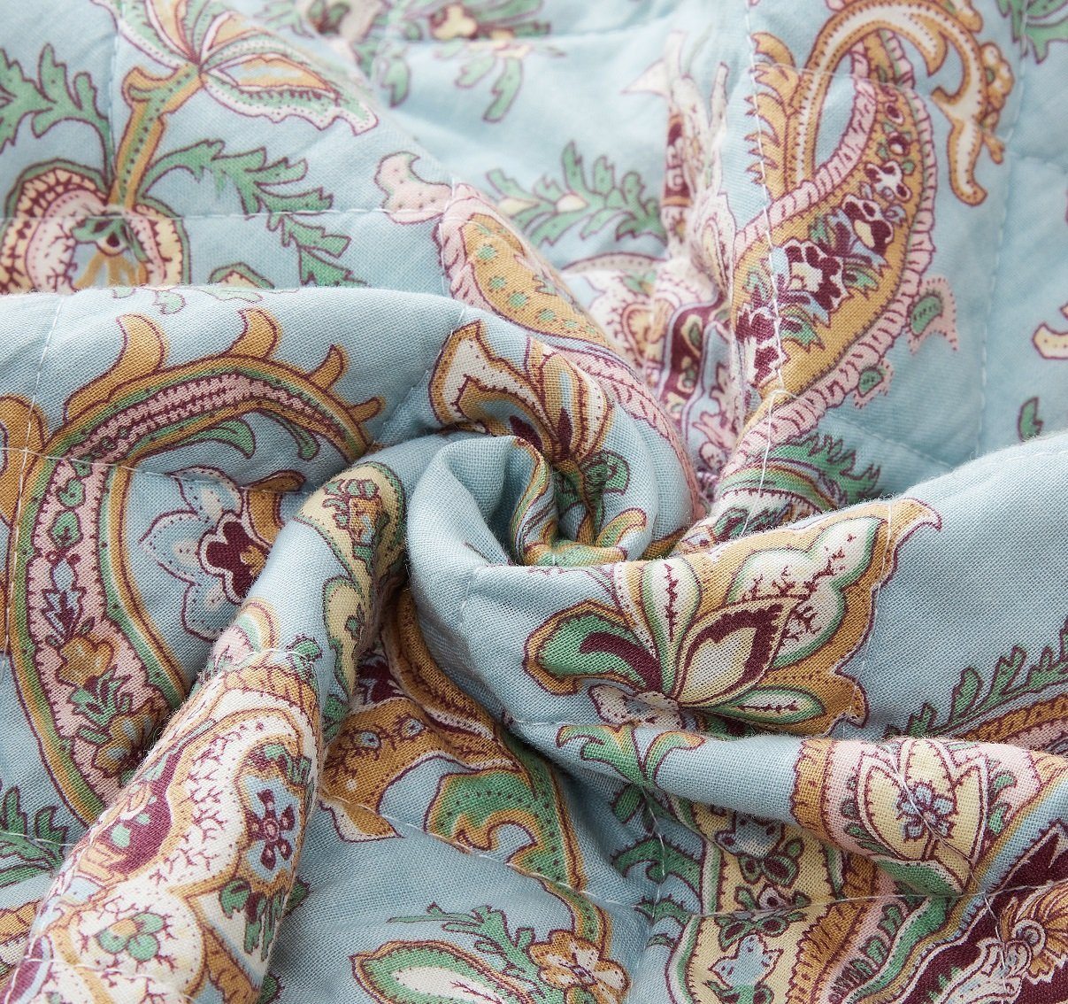 Country Cabin Cotton Breadspread + Shams