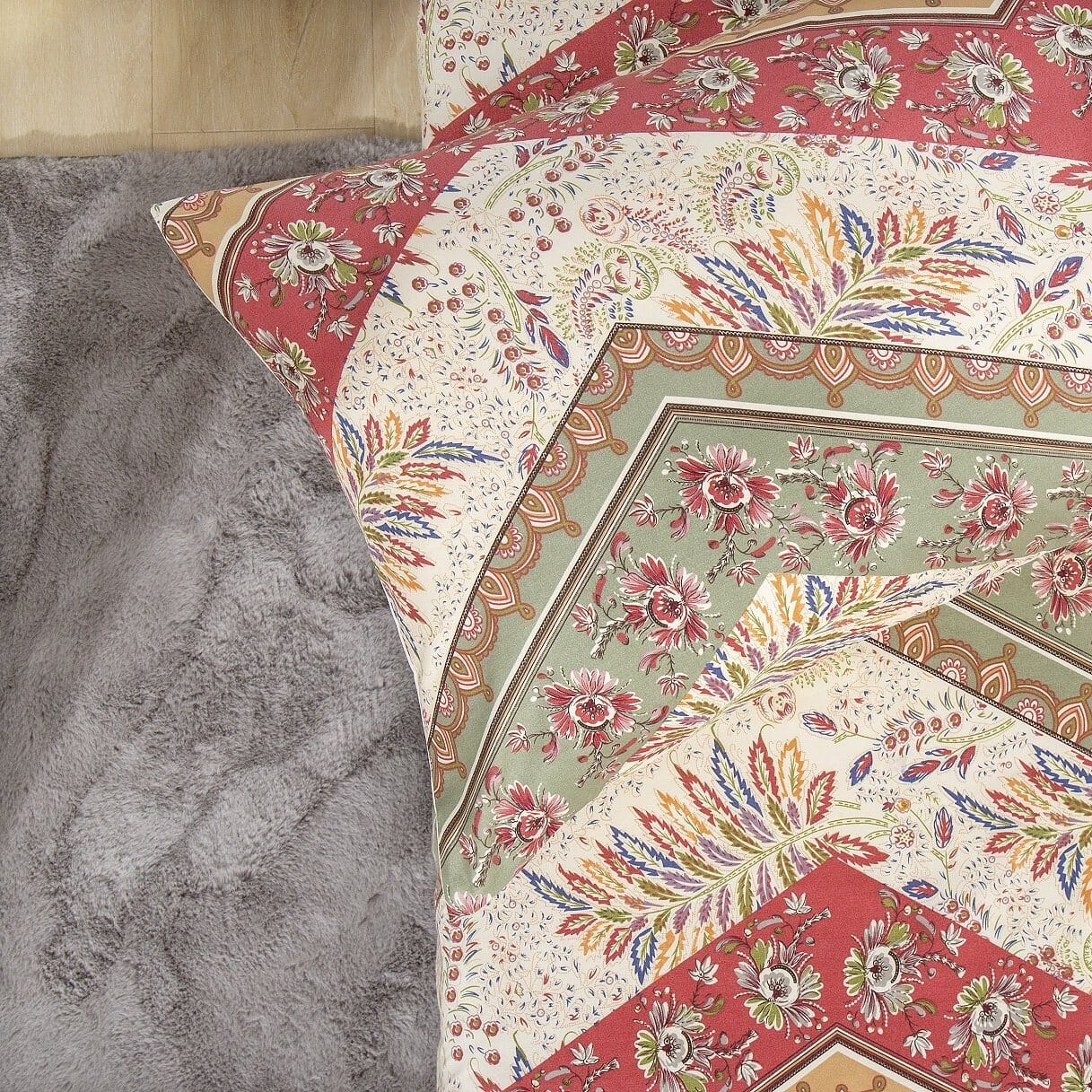 Cranberry Sage Flat Bed Sheet w/ Pillowcases - Bumpkin Ranchwear