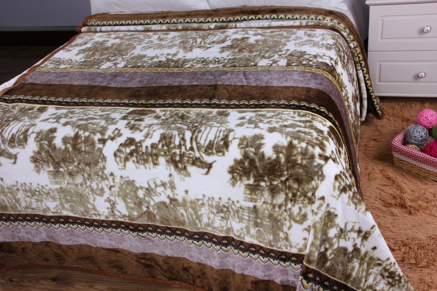 Lavender Floral Cabin Flannel Mink Fleece Throw Blanket - Bumpkin Ranchwear