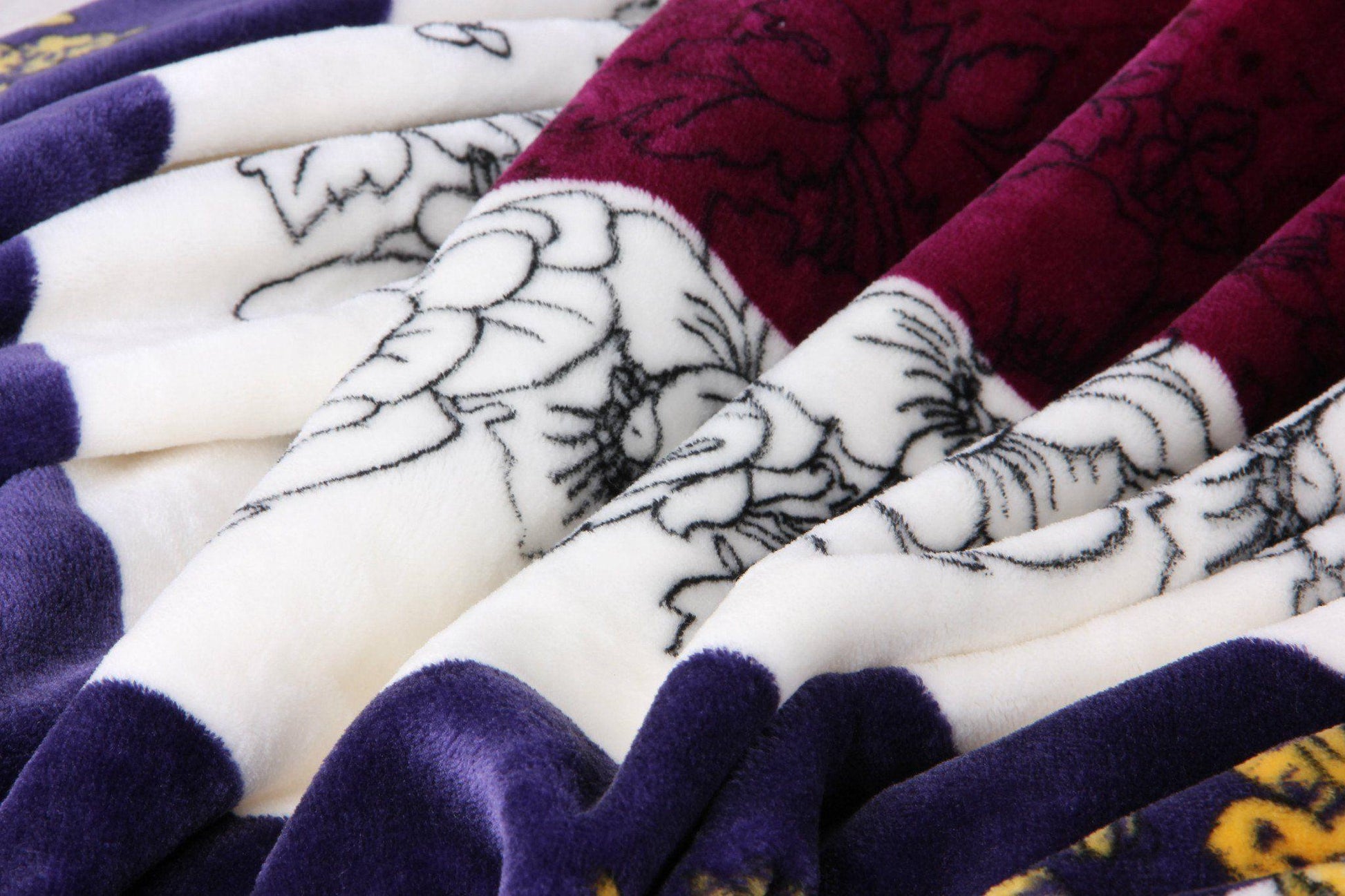 Roadside Carnations Mink Flannel Fleece Throw Blanket - Bumpkin Ranchwear