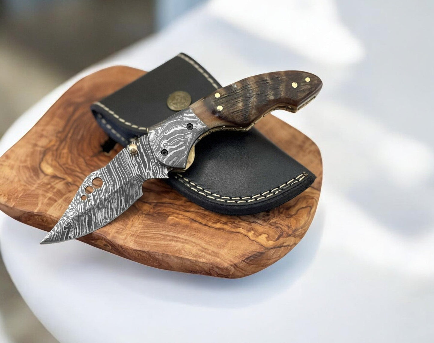 Ram Horn Damascus Pocket Knife – 3" Blade with Leather Case