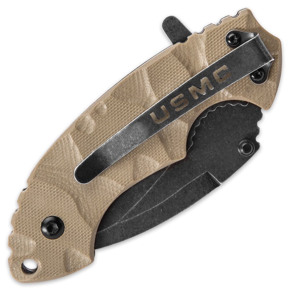 United Cutlery USMC Scorching Sands assisted hawkbill pocket knife with tan G10 handle – photo 5 of 6